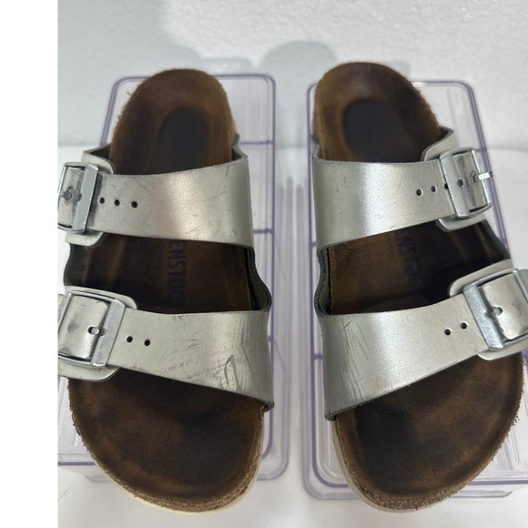 Birkenstock Arizona Silver Sandals Kids Size EU 33 US 2 Adjustable Two Strap - Picture 1 of 8